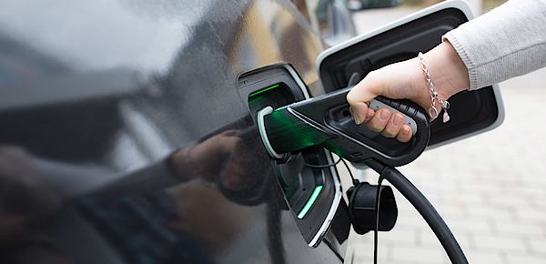 Elektro­mobilität bei Elektro Kempa in Michendorf