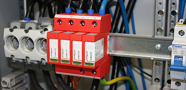 Über­spannungs­schutz bei Elektro Kempa in Michendorf